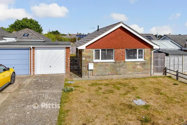 Lincoln Way, Bembridge, PO35, photo 1