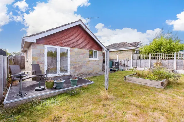 Lincoln Way, Bembridge, PO35, photo 2