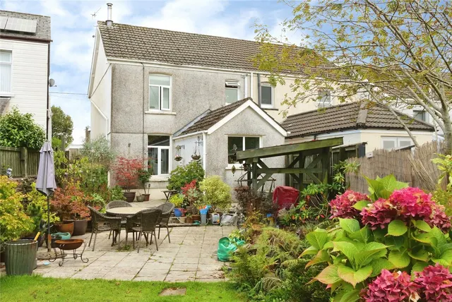 Rhiw Road, Rhiwfawr, SA9, photo 2