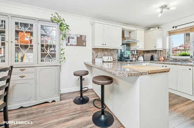 Grey Gables, Netherton, WF4, photo 3