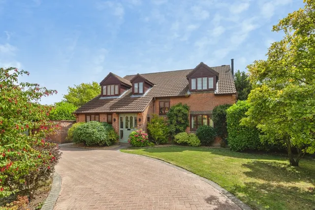 Hemingford Gardens, Yarm, TS15, photo 1