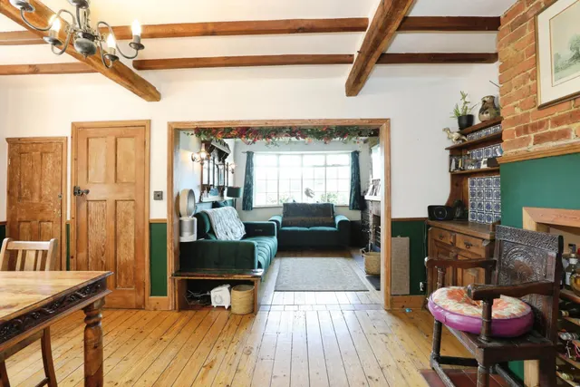 Honeycrock Lane, Redhill, RH1, photo 3