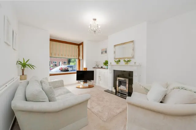 Ormskirk Road, WN8, photo 2