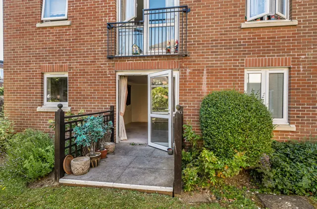 Stockbridge Road, Chichester, PO19, photo 1