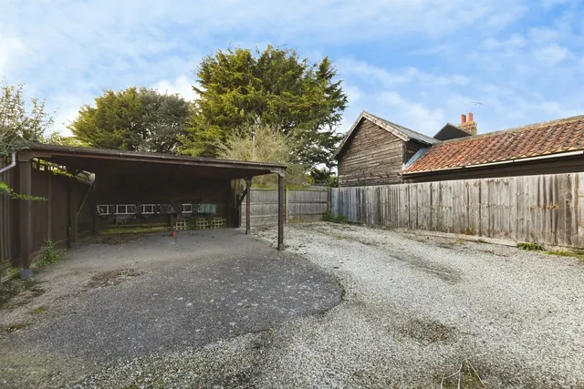 Photo 2 — Tattersalls Chase, Southminster, Essex, CM0