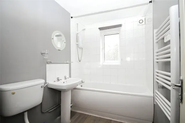 Waterville Drive, Vange, SS16, photo 3