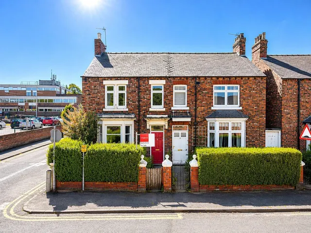 Romanby Road, NORTHALLERTON, North Yorkshire, DL7, photo 1