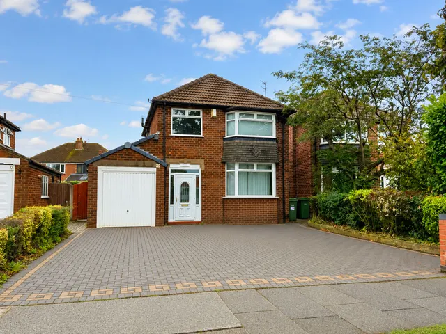 Cherry Lane, Sale, photo 1