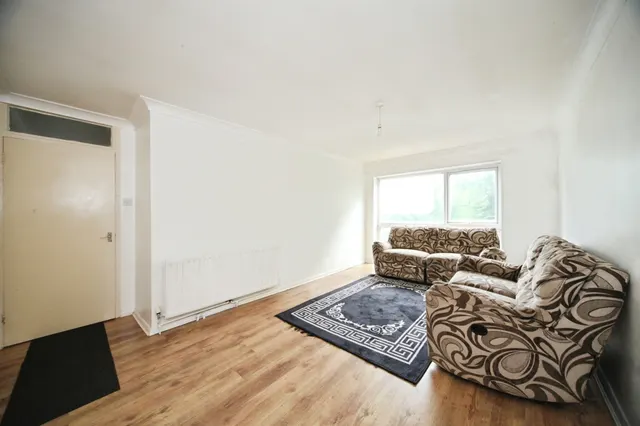 Brook Street, Luton, LU3, photo 3