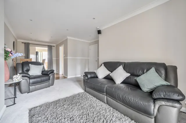 Acorn Close, Selsey, PO20, photo 1