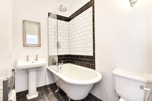 Elmington Road, SE5, photo 1
