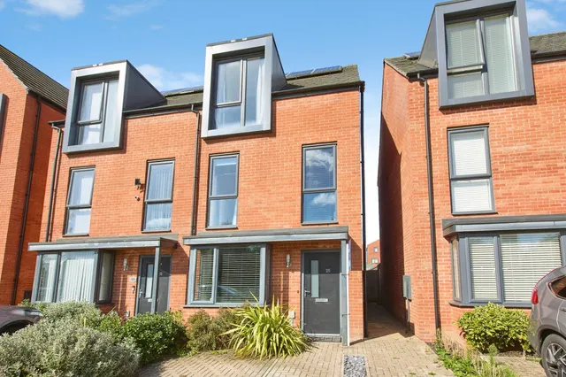 Newtonmore Drive, Derby, photo 1