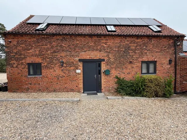 Fosse Road, Shakerdale Farm, Car Colston, NG13, photo 1
