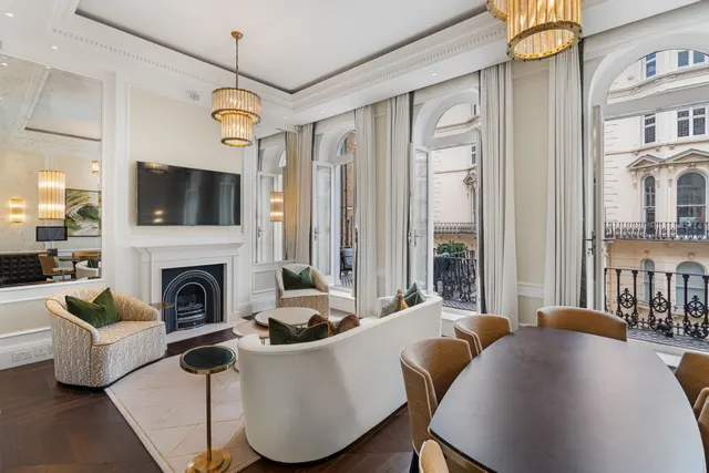 2 bedroom flat — Prince Of Wales Terrace, Kensington, London