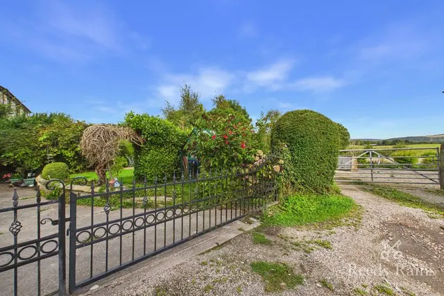 Photo 3 — Hollins Lane, Forton, Lancashire, PR3