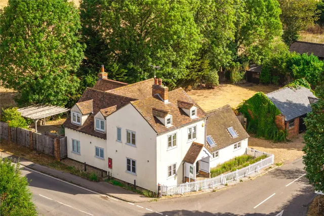 Forge Cottage, St. Ippolyts, SG4, photo 1