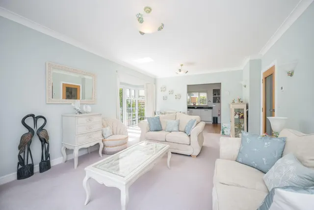 Oak Tree Gardens, West Hill, EX11, photo 3