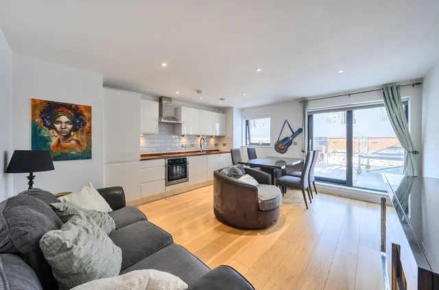 Ocean Way, Southampton, SO14, photo 2