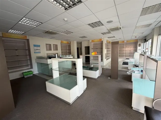 Piccadilly, Stoke-On-Trent, ST1, photo 3