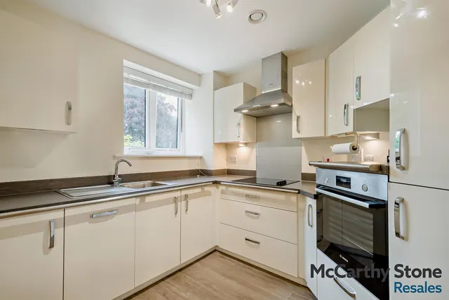 Bath Road, Devizes, SN10, photo 2