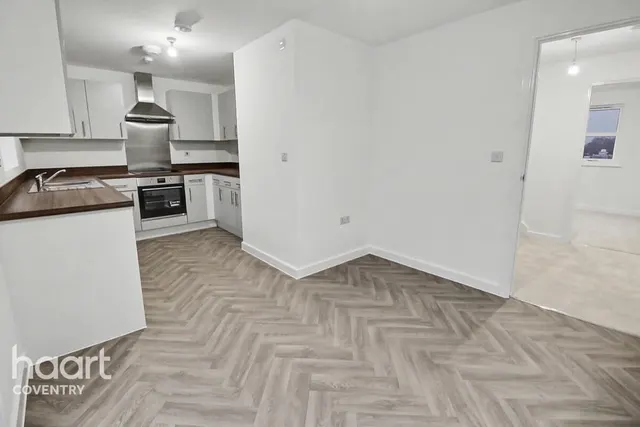 Stickford Close, Bedworth, CV12, photo 3