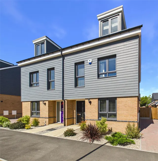Wyvern Place, Wivenhoe, CO7, photo 1