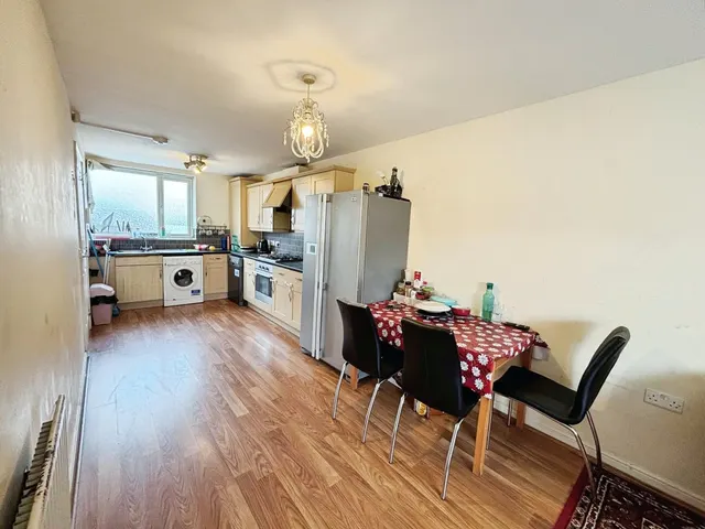 Haymarket Street, Grove Village, M13, photo 1