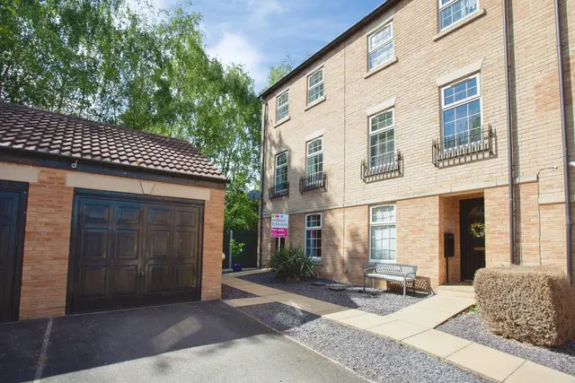 Challiner Mews, Catcliffe, Rotherham, photo 1