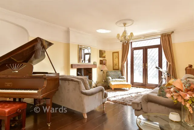 Manor Road, Cobham, DA13, photo 2