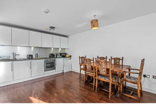 Mosaic Apartments, Slough, photo 3