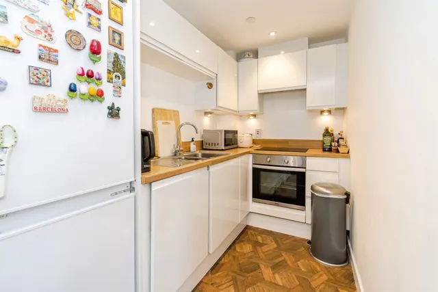 Brunswick Place, Southampton, SO15, photo 2
