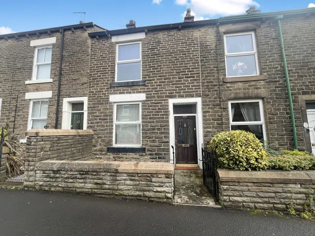 Shrewsbury Street, Glossop, SK13, photo 1