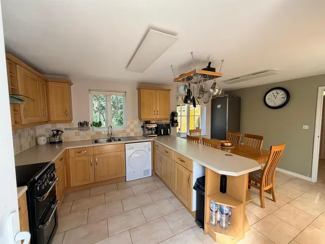 Photo 2 — North Fields, Sturminster Newton DT10 1FD