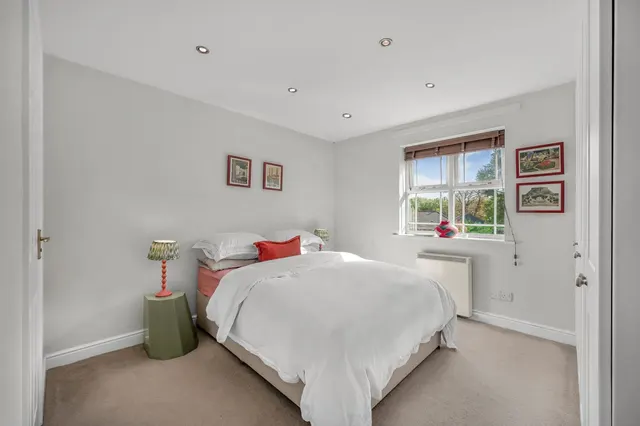 John Archer Way, London, SW18, photo 1