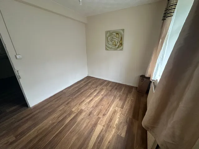 North Road, Porth, CF39, photo 3