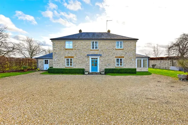 Pittern Hill, Kineton, CV35, photo 1