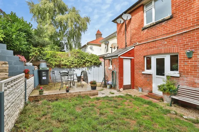 Firbank Road, Bournemouth, BH9, photo 2
