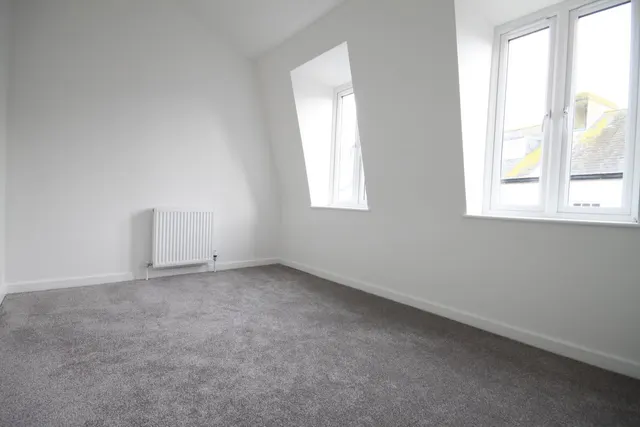 Trinity Street, Dorchester, DT1, photo 3
