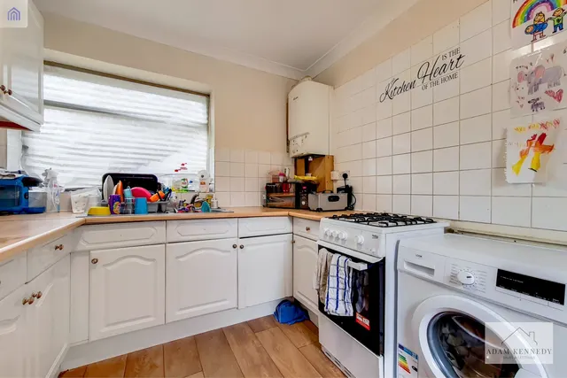 Photo 3 — 49 Sandhurst Road, Edmonton, London, N9 8BA