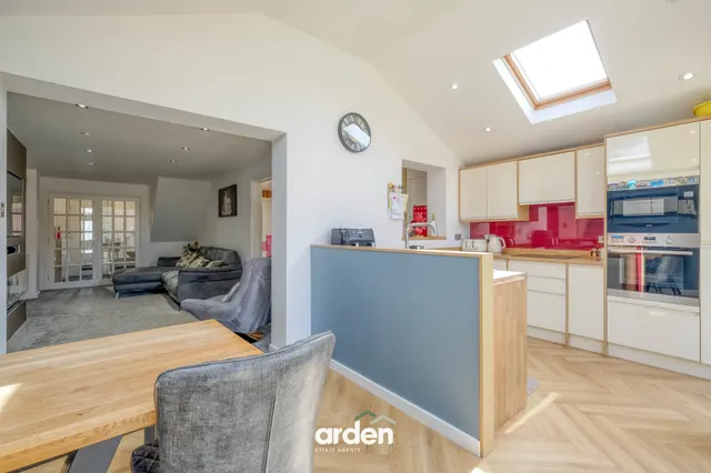 Foxglove Way, Lickey End, B60, photo 2
