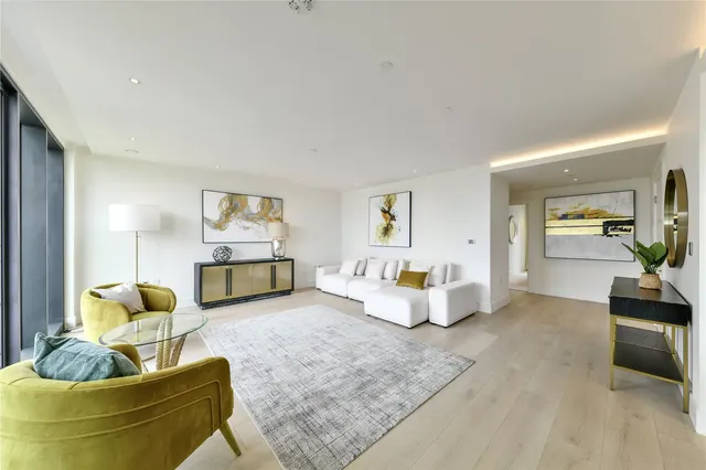 Lighterman Towers, Chelsea Harbour, SW10, photo 2