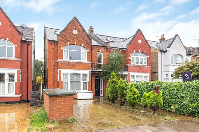 Photo 2 — Mitcham Lane, Furzedown