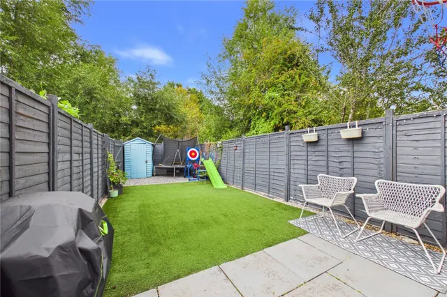 Alderfield Close, Theale, RG7, photo 2