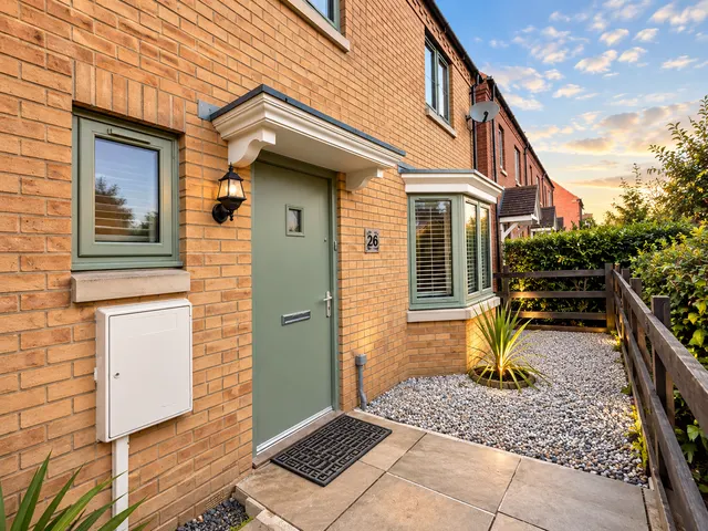 Aran Court, MK14, photo 1