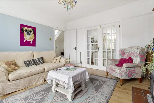 Photo 3 — Beaumont Road, Worthing