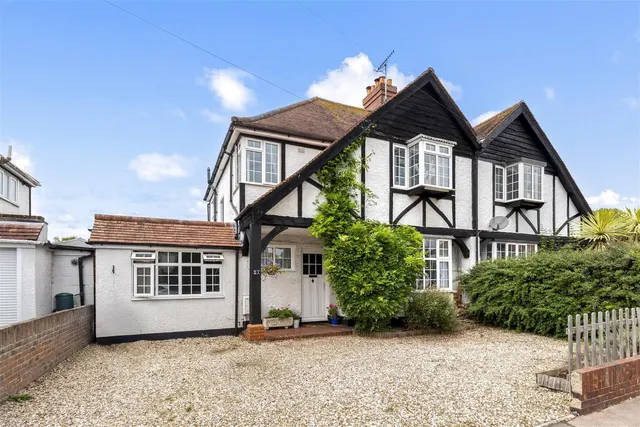 Beaumont Road, Worthing, photo 1