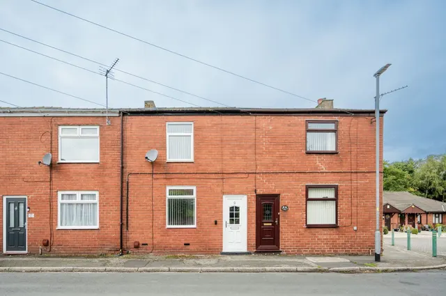 Ormond Avenue, Westhead, L40, photo 1