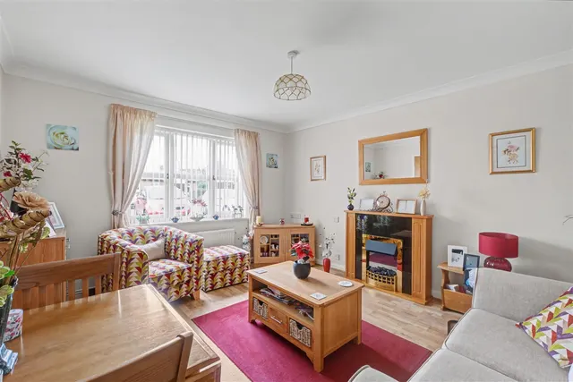 Calverton Close, Toton, NG9, photo 2