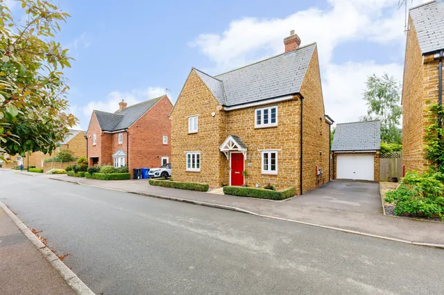 Millers Way, Middleton Cheney, OX17, photo 1