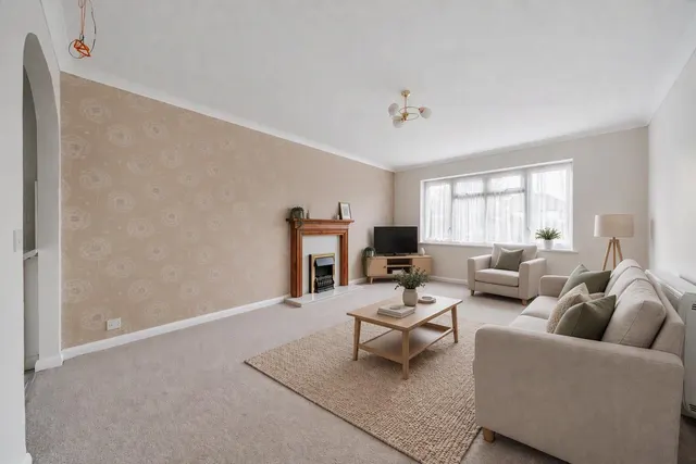 Forge Close, Bromley, BR2, photo 2
